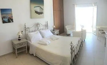 Maroulinas Boutique & Отель *