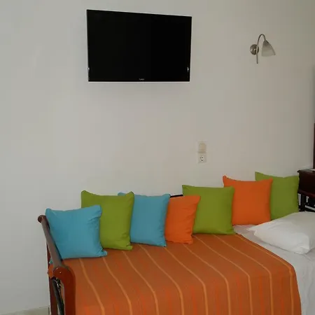 Maroulinas Boutique & Hotel