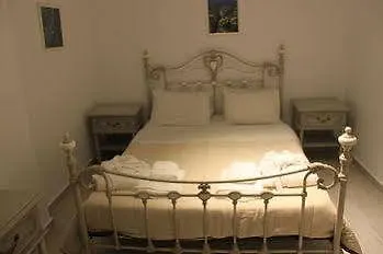 Maroulinas Boutique & Hotel